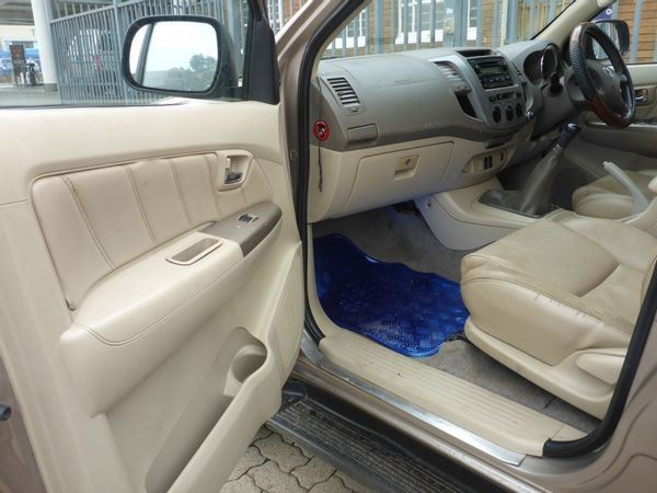 2011 Toyota Fortuner 3.0 D-4D 4x4 For Sale