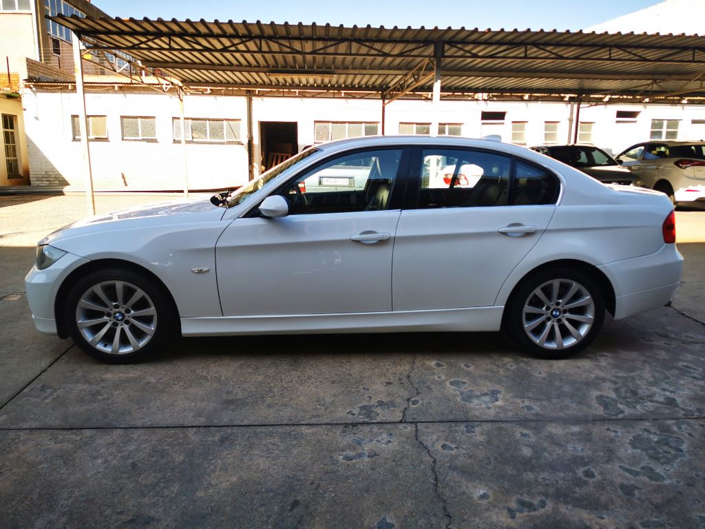 2008 BMW 330i (E90) For Sale