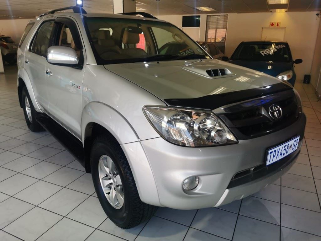 2006 Toyota Fortuner 3.0 D-4D Raised Body For Sale
