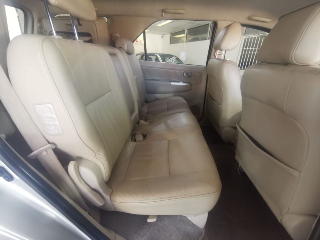 2006 Toyota Fortuner 3.0 D-4D Raised Body For Sale