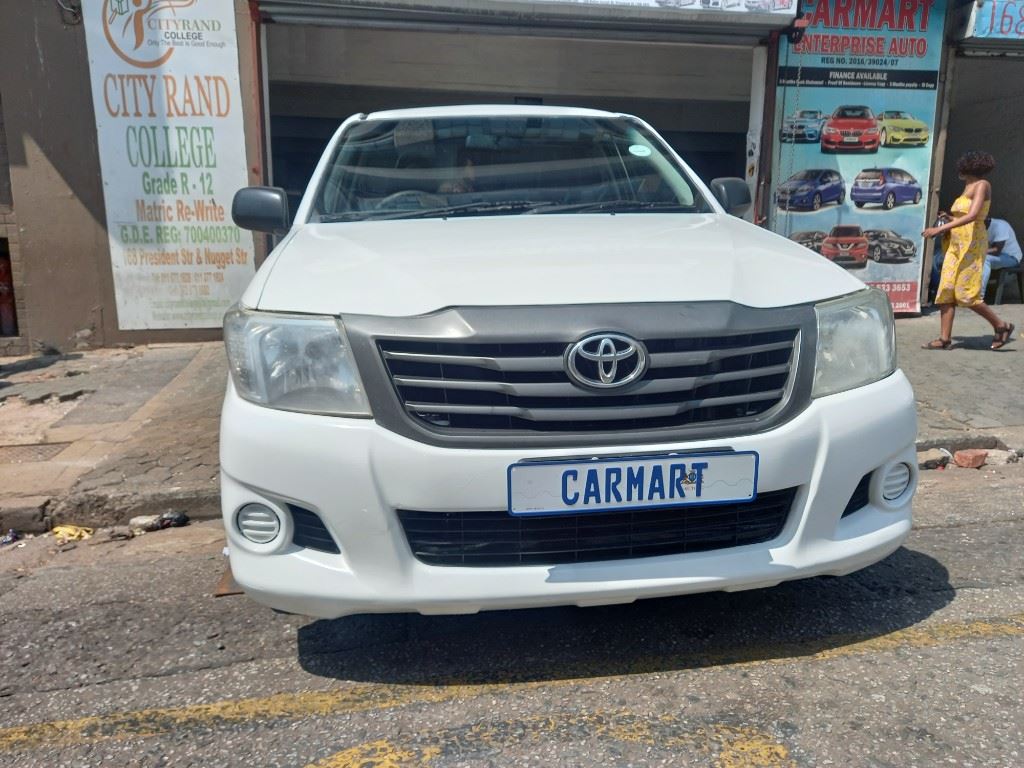 2015 Toyota Hilux 2.4D S/C with A/C For Sale