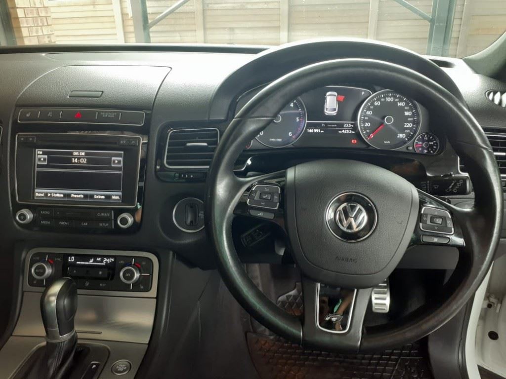 2015 Volkswagen Touareg 3.0 V6 TDi Tiptronic BlueMotion (180kw) For Sale