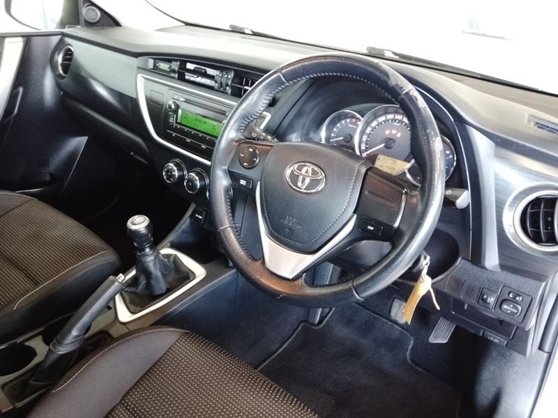 2015 Toyota Auris 1.3 X For Sale