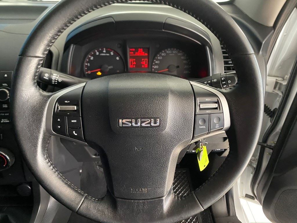 2016 Isuzu KB250D-Teq Double Cab LE For Sale