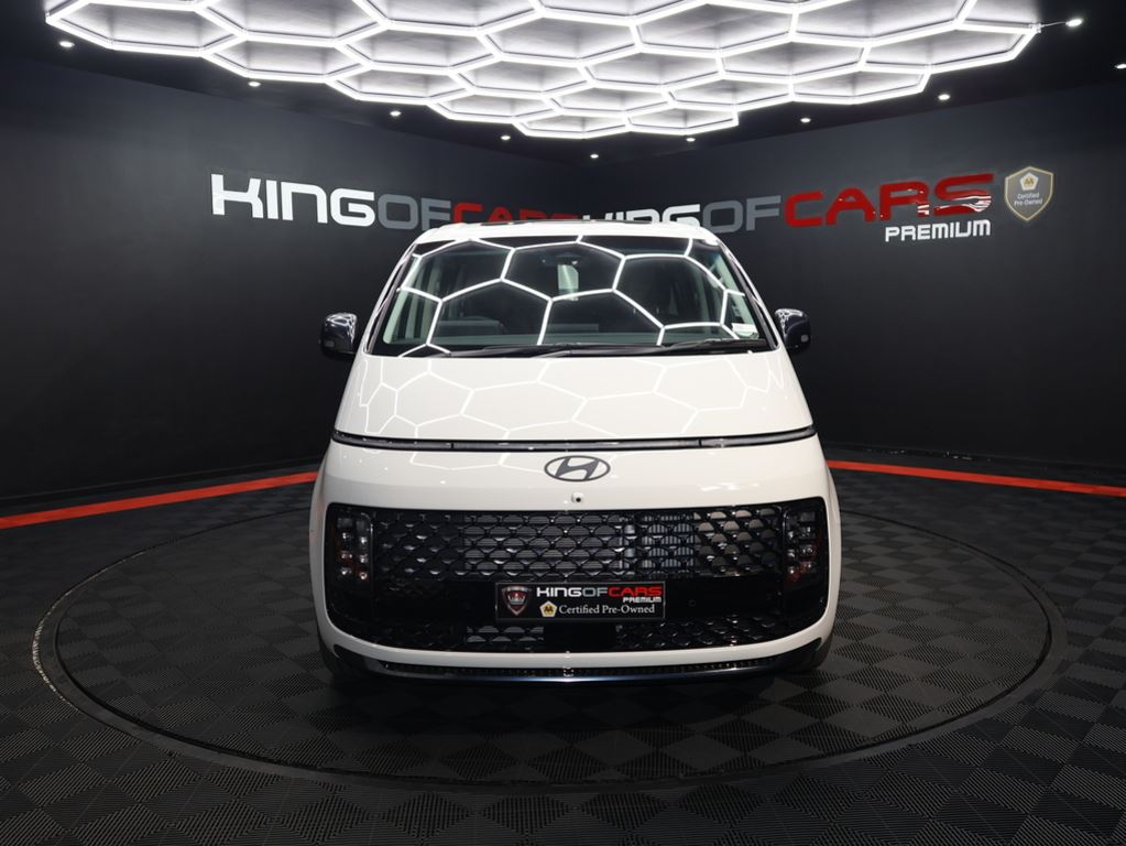 2024 Hyundai Staria 2.2D Luxury 9-seater For Sale
