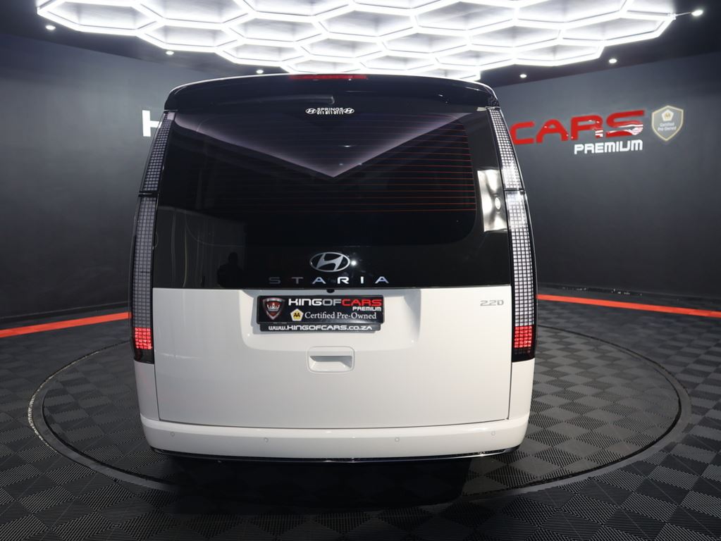 2024 Hyundai Staria 2.2D Luxury 9-seater For Sale