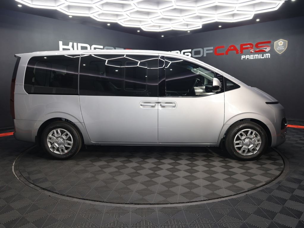 2025 Hyundai Staria 2.2D Executive 9-seater For Sale