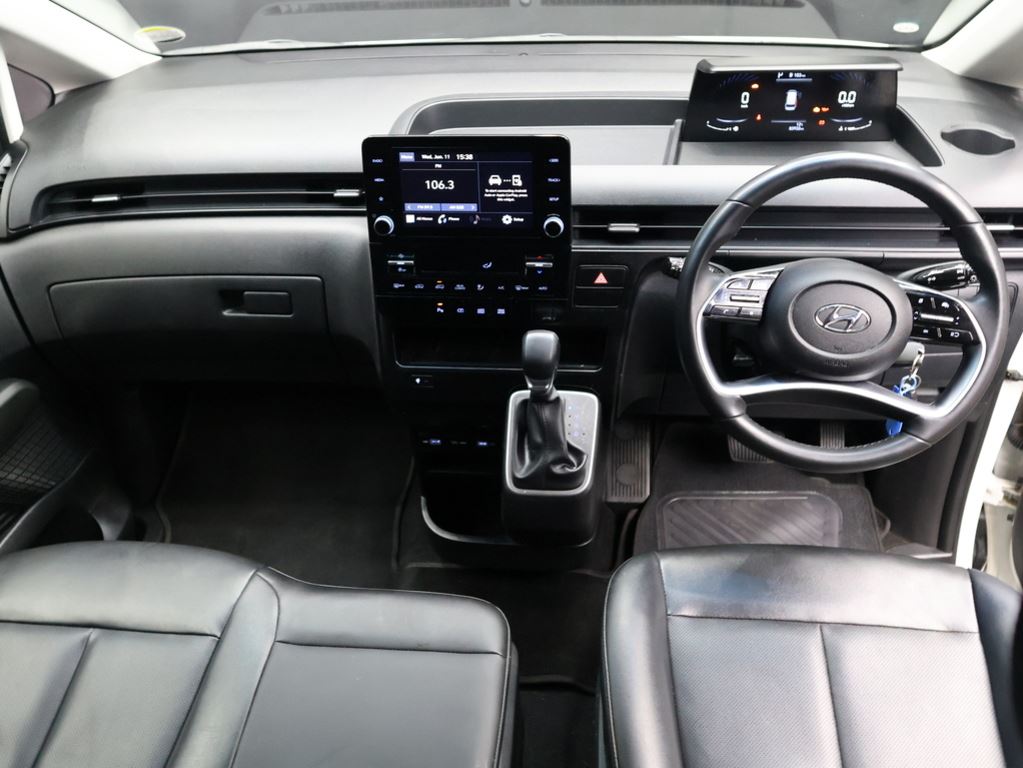 2023 Hyundai Staria 2.2D Executive 9-seater For Sale