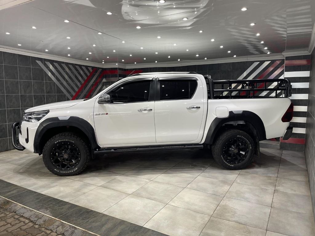 2020 Toyota Hilux 2.8GD-6 double cab Raider auto For Sale