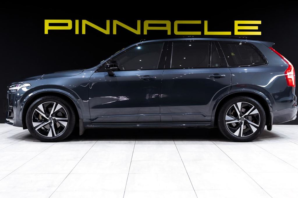 2022 Volvo XC90 B6 AWD Ultimate Dark For Sale