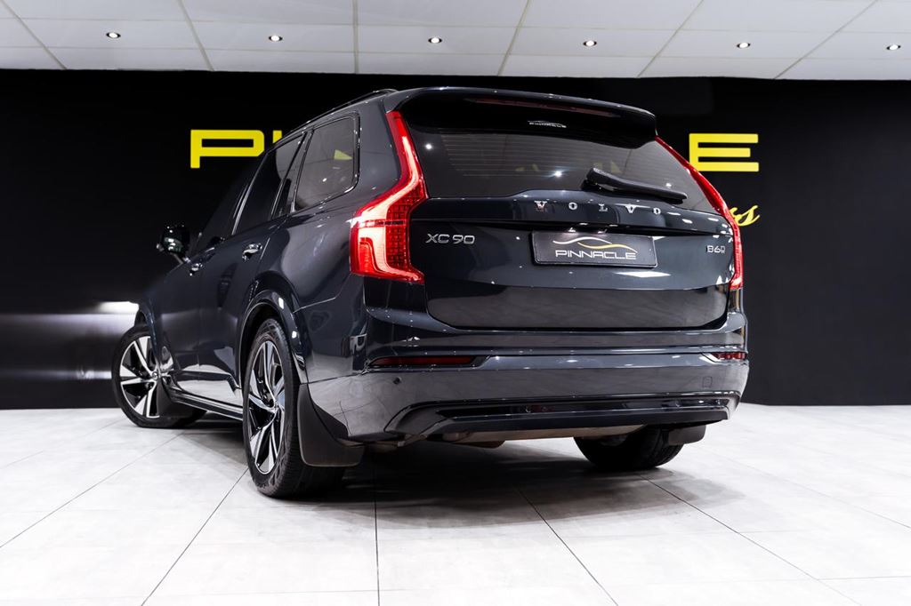 2022 Volvo XC90 B6 AWD Ultimate Dark For Sale