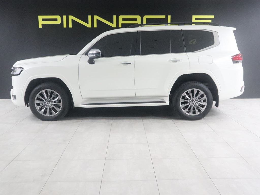 2025 Toyota Land Cruiser 300 3.5T ZX For Sale