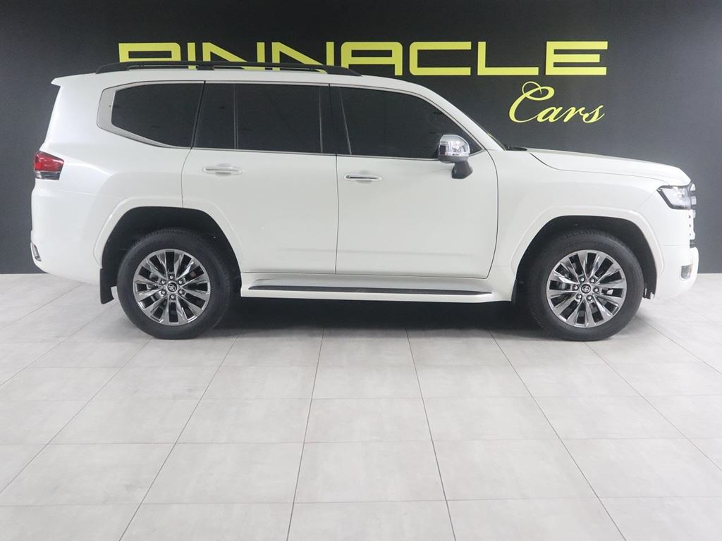 2025 Toyota Land Cruiser 300 3.5T ZX For Sale