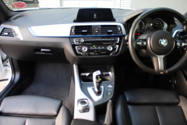 2019 BMW 220i Coupe M Sport Auto (F22) For Sale