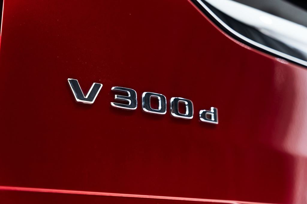 2022 Mercedes-Benz V300d Exclusive For Sale