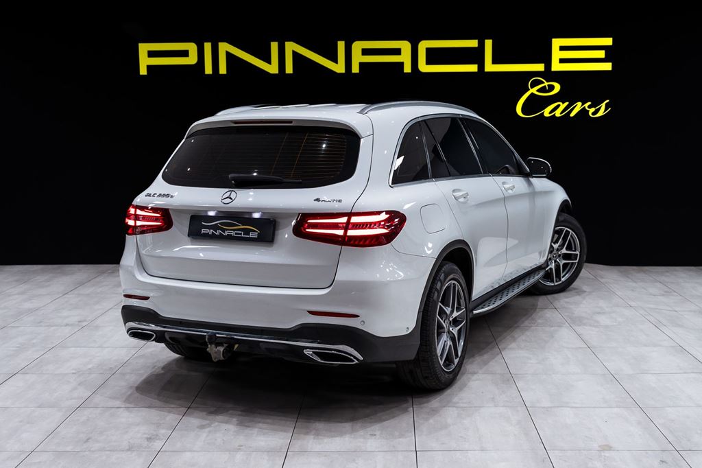 2019 Mercedes-Benz GLC220d 4Matic AMG Line For Sale