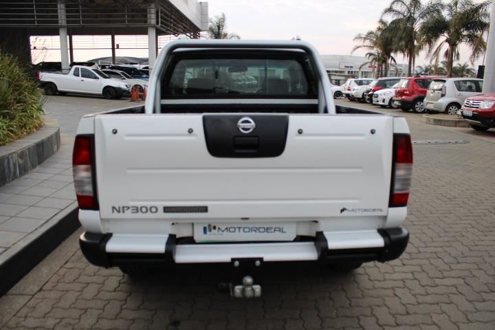 2017 Nissan Hardbody NP300 2.4 Hi-Rider For Sale