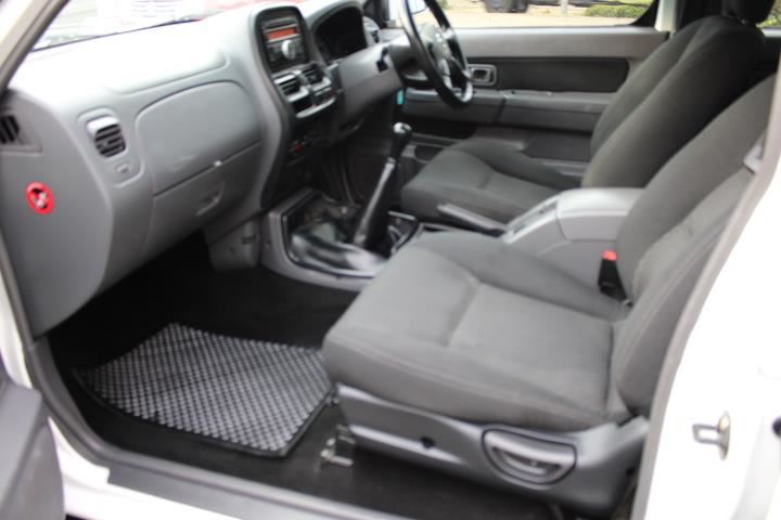 2017 Nissan Hardbody NP300 2.4 Hi-Rider For Sale