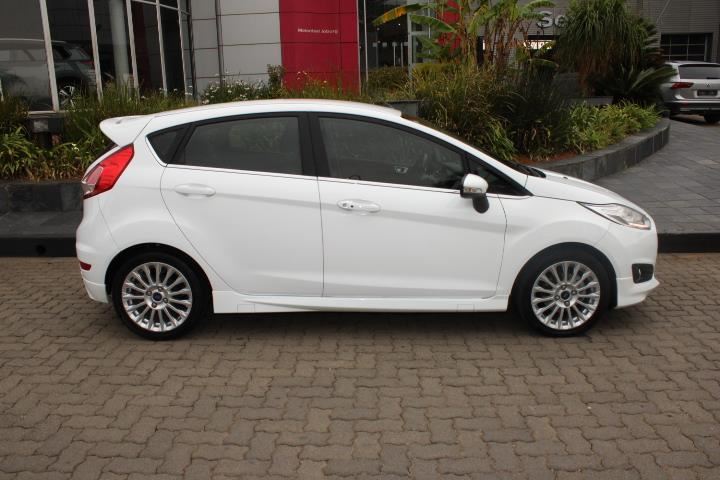 2017 Ford Fiesta 1.0T Titanium Auto 5Dr For Sale
