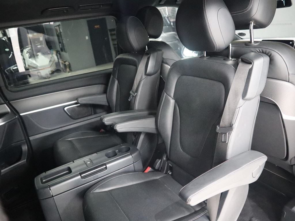 2024 Mercedes-Benz V300d Exclusive For Sale