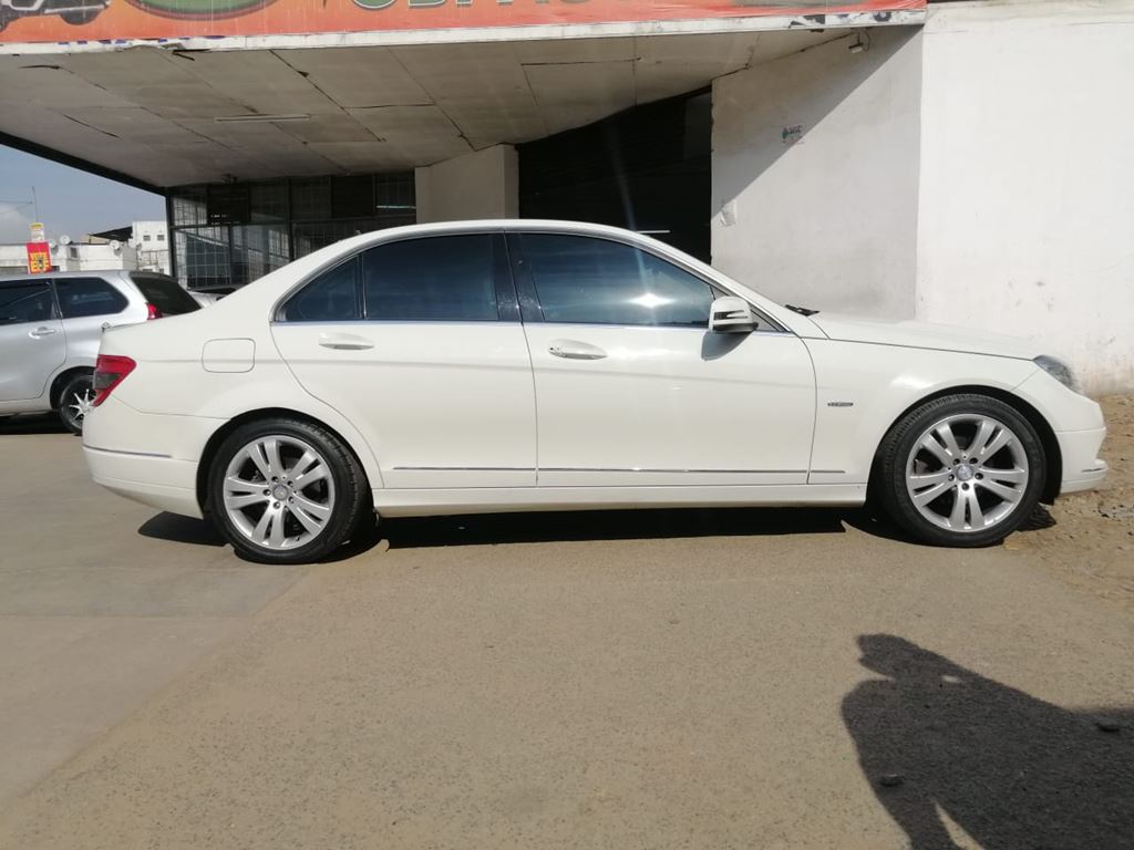 2010 Mercedes-Benz C180 BE Classic Auto For Sale