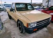 Toyota Hilux 1600 (Col-Shift) Dropside For Sale In Port Elizabeth