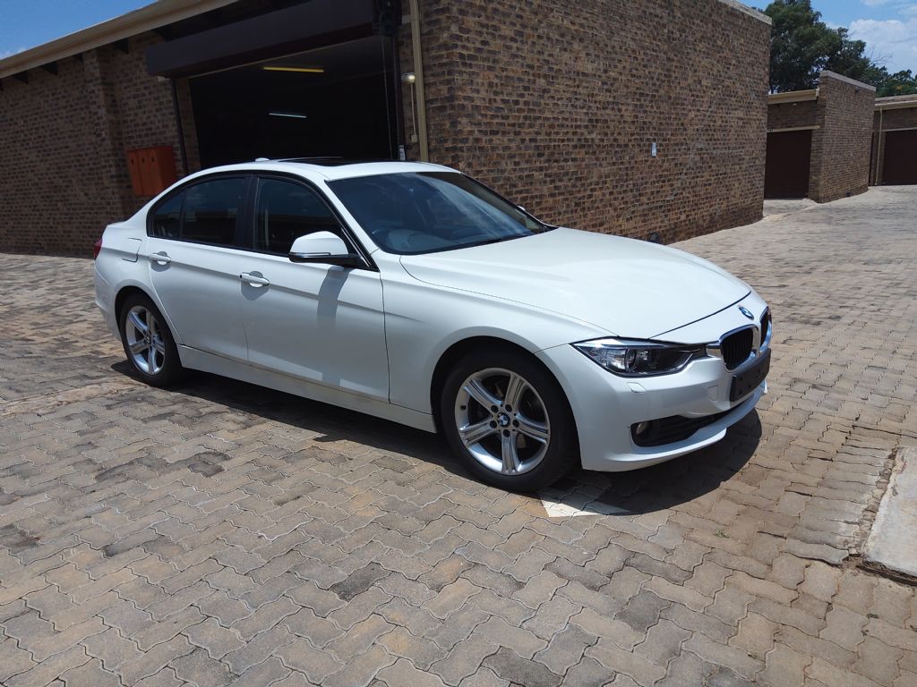 Used BMW 320d Luxury Line Auto (F30) for sale - ID: 3173186 │ Surf4Cars