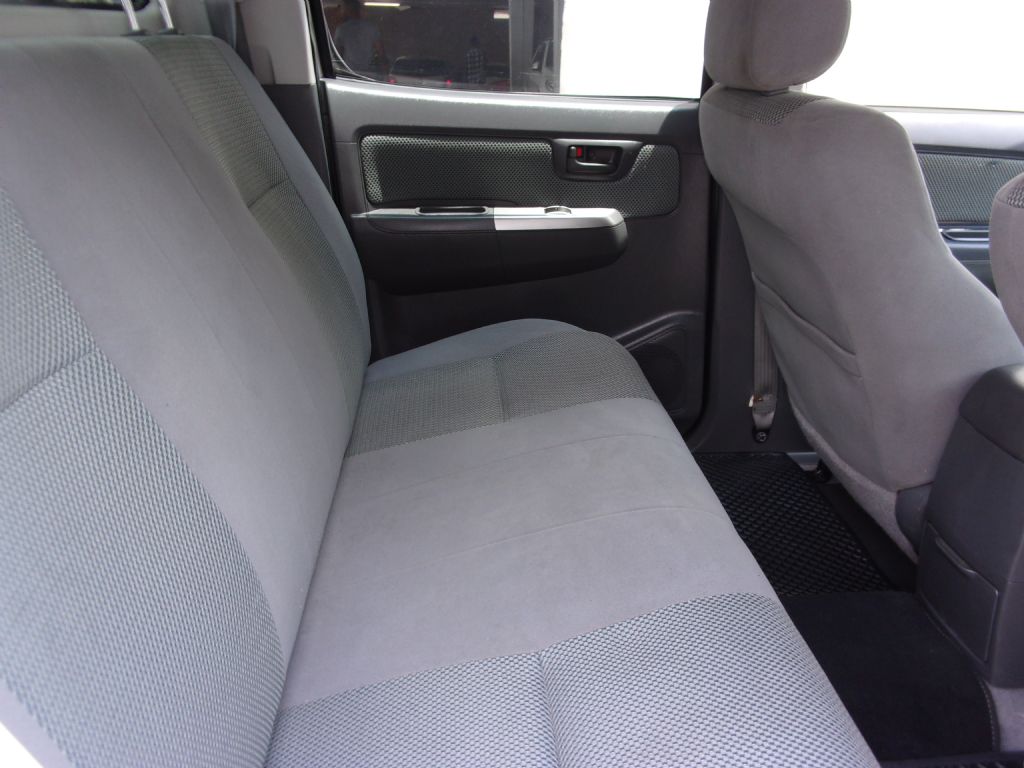 2014 Toyota Hilux 3.0 D-4D Raider Double Cab Legend 45 For Sale