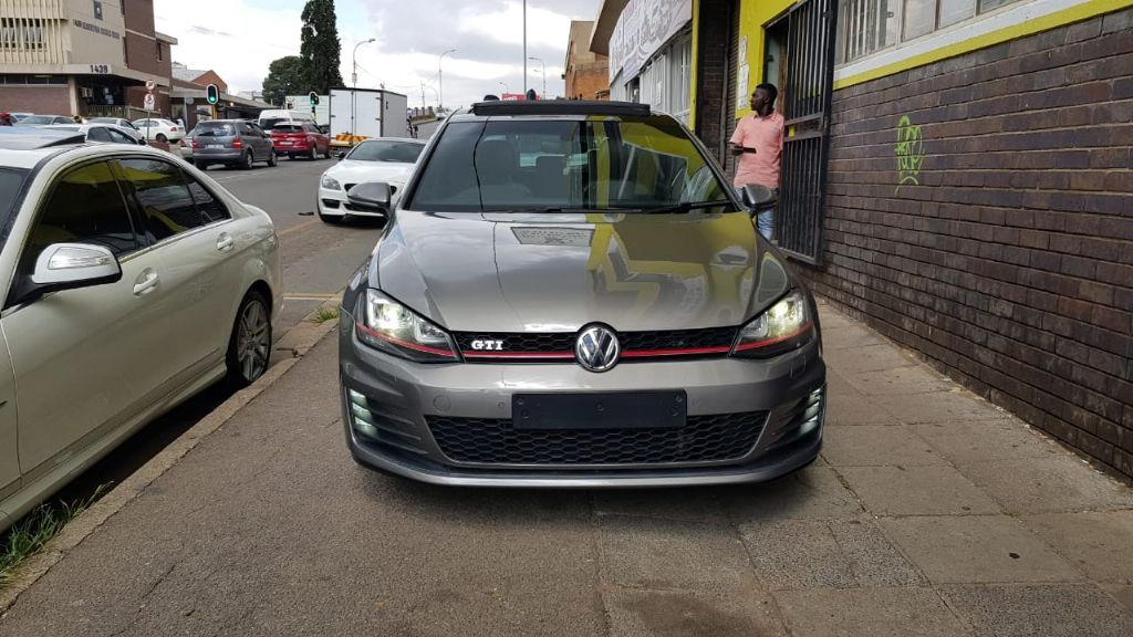 Used Volkswagen Golf Vii Gti 2 0 Tsi Dsg For Sale Id Surf4cars